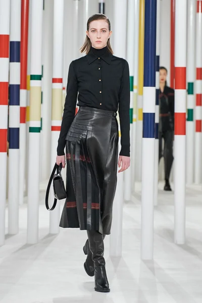 Look 23